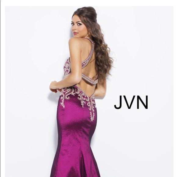 BRAND NEW JOVANI PROM DRESS - Picture 3 of 4